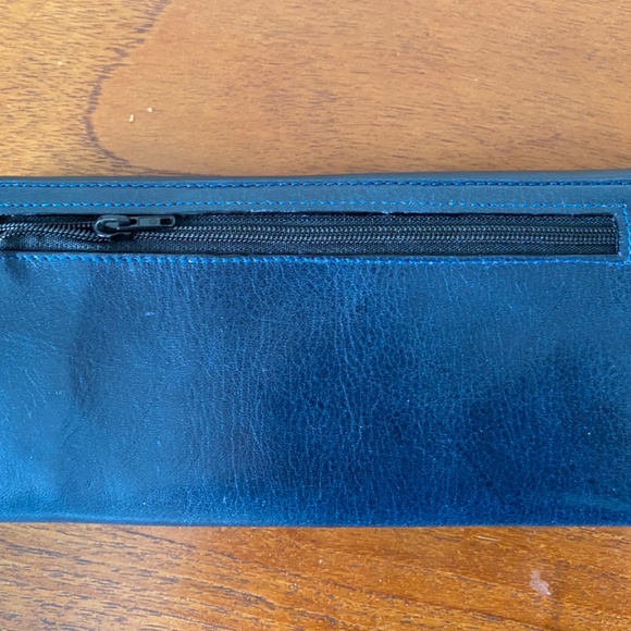 Rare Pedano Canada Womans Navy Leather Wallet - Picture 3 of 8